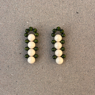 Bombyx earring [khaki/white]