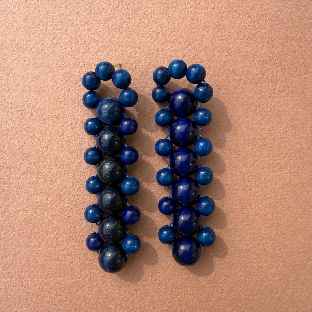 Cuc earrings [dark blue]