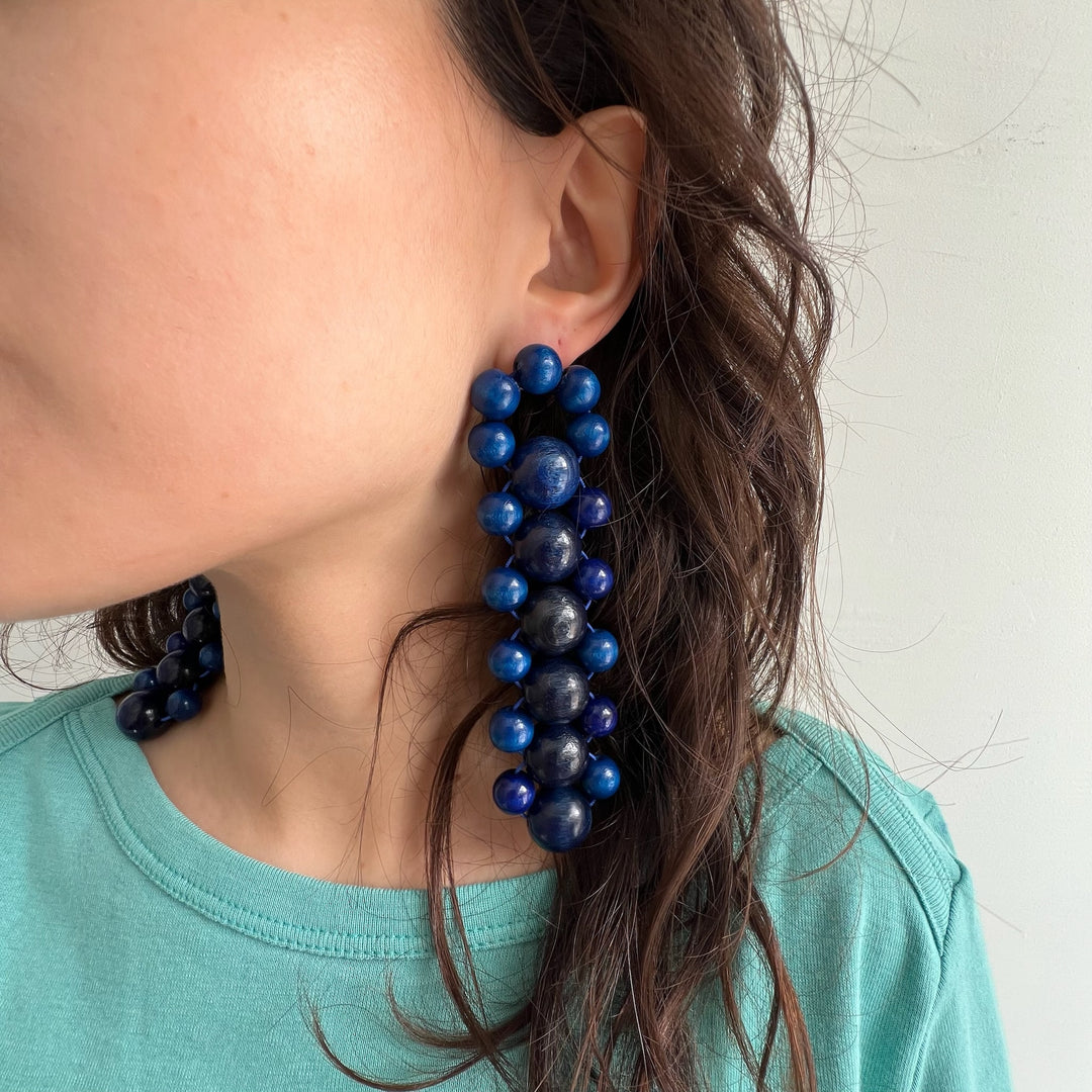 Cuc earrings [dark blue]