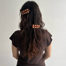 Load image into Gallery viewer, Mori hairclip [brown/beige]
