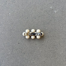 Load image into Gallery viewer, Mori big hairclip [white]
